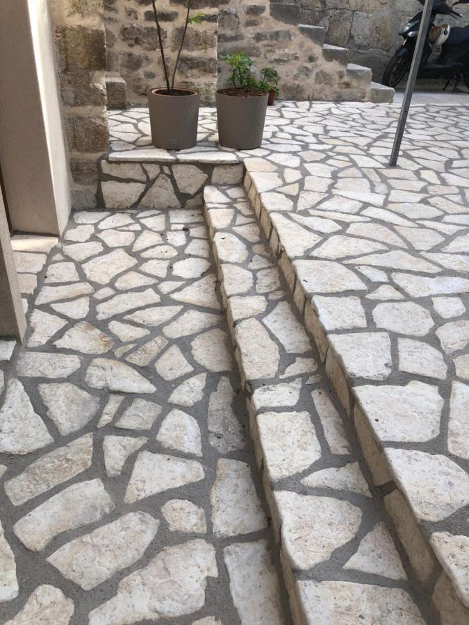 Old Town Apartment Tonka Hvar Town Exterior photo